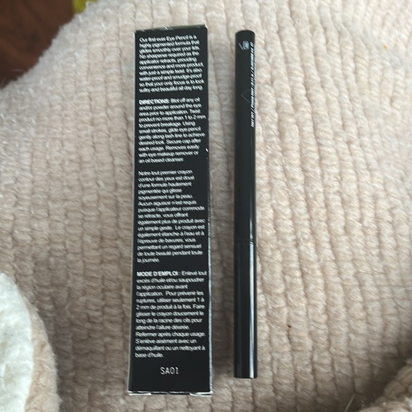 Amaterasu Eye Pencil All Day Wear in Shade Sage.  Brand New In Box! - Picture 2 of 2
